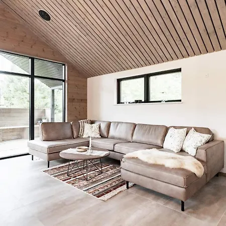 Luxury Retreat With Spa, Hals * Hals